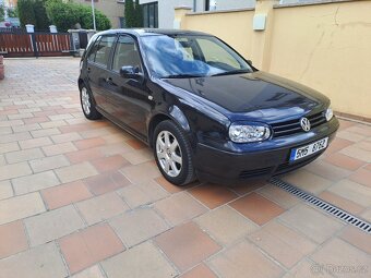 Volkswagen Golf IV 1.6 - 2