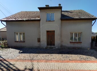 RD v obci Jenišovice, ID 7246e 2606 - 2