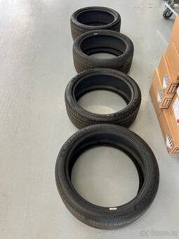Prodám nové letní pneu Michelin na Mercedes E (W214) - 2