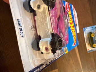 Hot wheels - 2