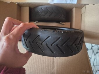 Pneu a duše 8 1/2x2" pro koloběžku Xiaomi - 2