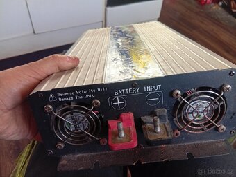 Měnič 24V/230V 6000W - 2