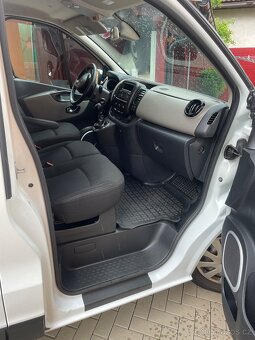 Renault Trafic - 2