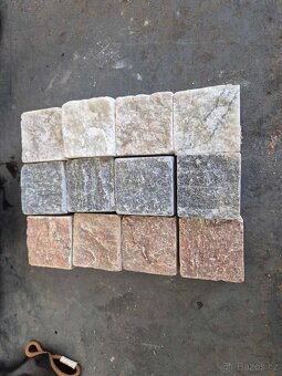 Mramorová řezaná kostka 6x6x4cm - 2