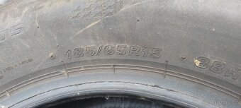 Pneu 185/65r15 - 2