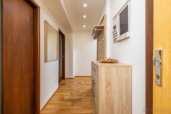 Pronájem bytu 3+1+, Husova č.p.256 v Meziboří - 2