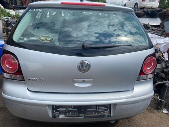 VW Polo,barva LA7W r.v.-2006 - 2