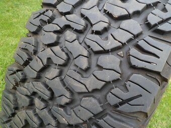 BFGoodrich All-terrain LT285/70R17 - 2
