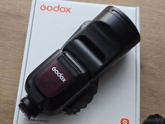 Blesk Godox V1pro S (pro Sony) - 2