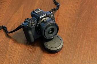 Canon EOS R50 + objektiv RF-S 18-45 mm IS STM - 2
