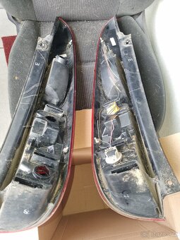 Ford fiesta zadní světla - 2