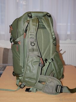 Prodám fotobatoh Shimoda Explore V2 35 Starter Kit zelený - 2