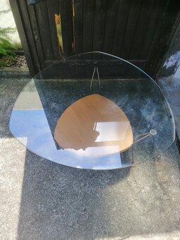 Konferenční stolek - 2