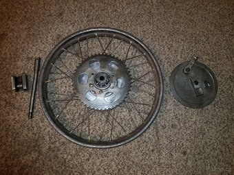 Jawa ČZ 175/356 - Zadní kolo - 2