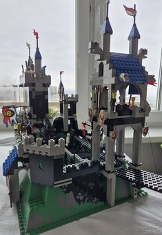 LEGO 6090 Royal Knight's Castle - 2