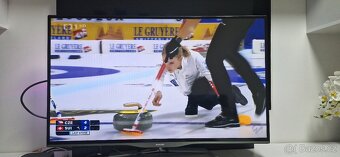 Prodám televizor Philips 42PFL5008K/12 – funkční Full HD LED - 2