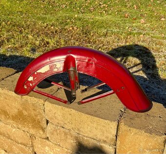 Jawa ČZ 250 350 kývačka - přední blatník - 2