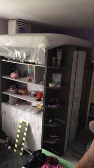 Rohova státní skrin - 2