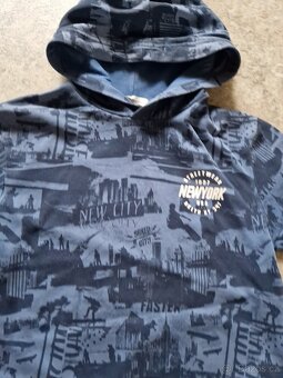 Modrá mikina s kapucí H&M - 2