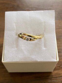 Zlatý dámský prsten - 2