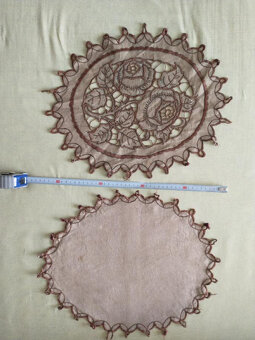 Párové dečky - vyšívané technikou richelieu - 2