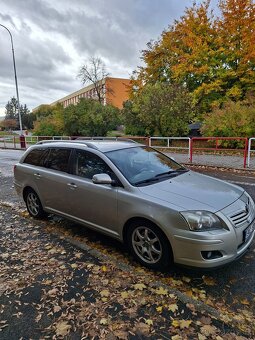 Toyota Avensis t25 2008 - 2
