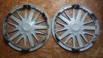 2ks originál poklice Renault 16" - 2