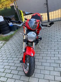 Ducati Monster 1100 - 2