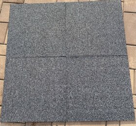 Kobercové čtverce - tmavě šedá barva - 5 m2 - 2