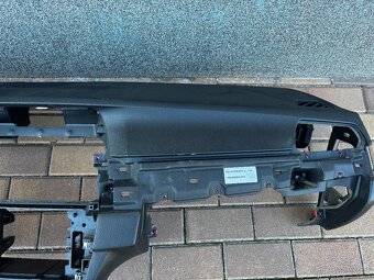 Bmw F10, T11 palubovka - 2