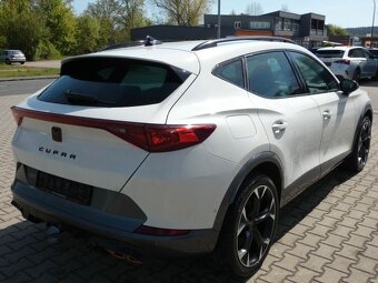 Cupra Formentor VZ TSI 180kw e-hybrid/LED/DCC/Keyless/sport - 2