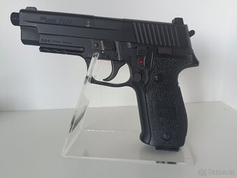 Sig Sauer P226 CO2 blowback airguns - 2