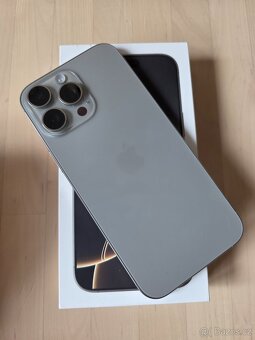 IPhone 16 Pro Max 256gb titan - 2