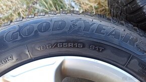 ALU kola VW 5x112 195/65 R15, zimní pneu Goodyear - 2