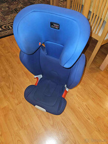 Autosedačka Römer Kidfix (15-36 kg) - 2