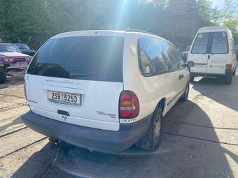 Chrysler Grand Voyager 2.5 TD - 2