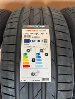 nové letní pneu 225/35-19 Hankook - 2