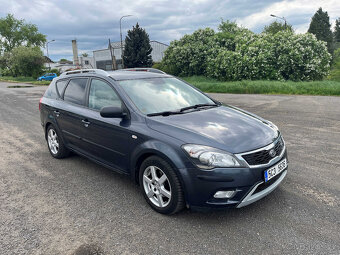 Kia Ceed 1,6 benzín + LPG - 2