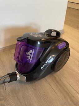 Vysavač Rowenta RO3759EA Compact Power Cyclonic - 2
