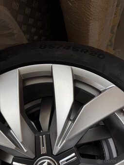 285/45 r20 alu kola se zimní gumou - 2