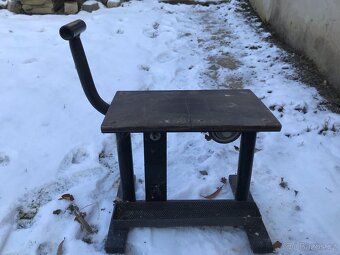 Stojan na kros motorku - 2
