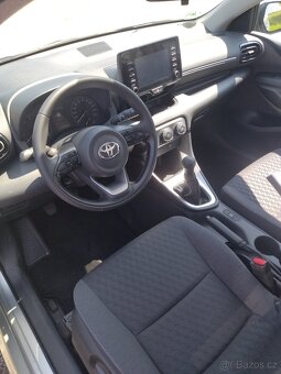 Toyota Yaris, 1,0i 53kw, BENZÍN, 2022, NAJETO 38 568km - 2