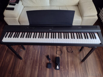 piano Yamaha P125B - 2