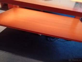 Konferenční stolek kvalitní se spodní deskou - 2