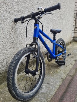 Dětské kolo KUbikes 16 + stojanek - 2