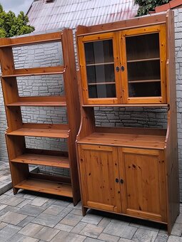 Prodám příborník a knihovnu IKEA LEKSVIK - 2