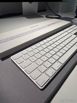 Prodám klávesnici Magic Keyboard - 2