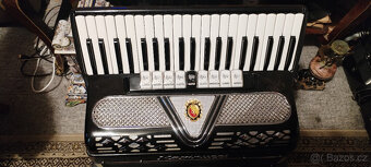 4 hlasá musette harmonika MARINUCCI MODEL 850. - 2