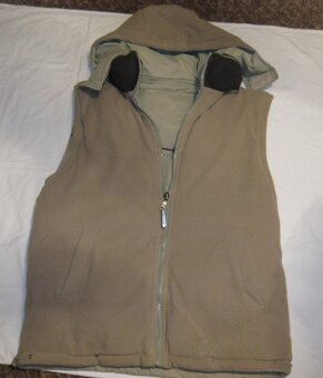 oboustranná teplá bunda s kapucí, vel. XL - 2