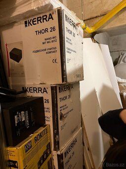 Kerra Thor 26 WC mísa závěsná, black - 2